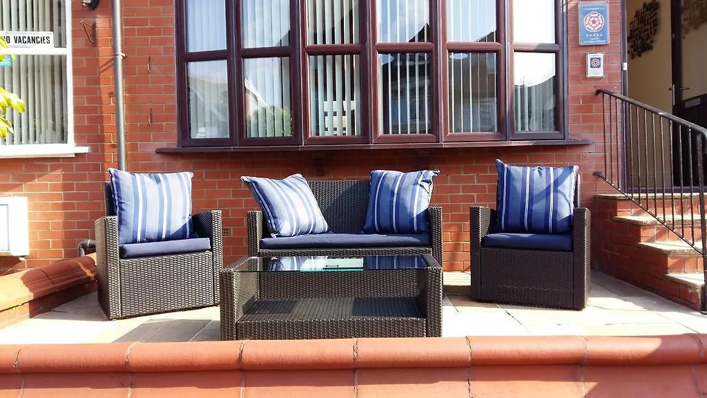 Langtrys Bed & Breakfast Blackpool 5*,  United Kingdom